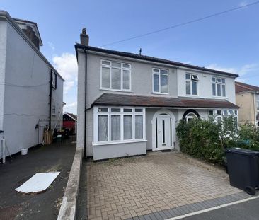 1 bedroom in a house share to rent - Photo 6