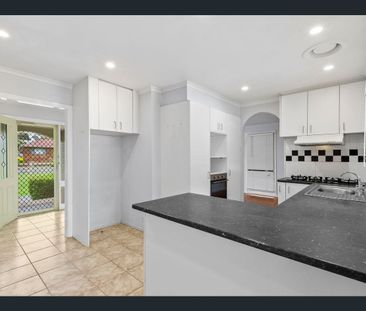 Spacious Family Home on a Large Block - Photo 4