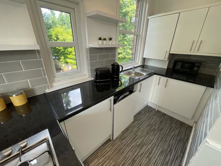 1 bedroom to let - Photo 2