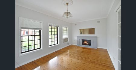 FULL BRICK HOME - Photo 3