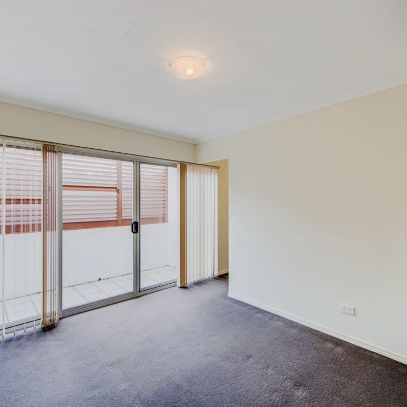 2Bedrooms, 2Bathrooms - Photo 1