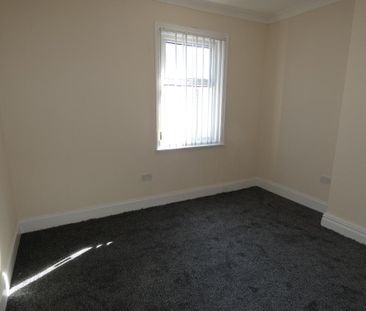 2 bedroom property to rent - Photo 2