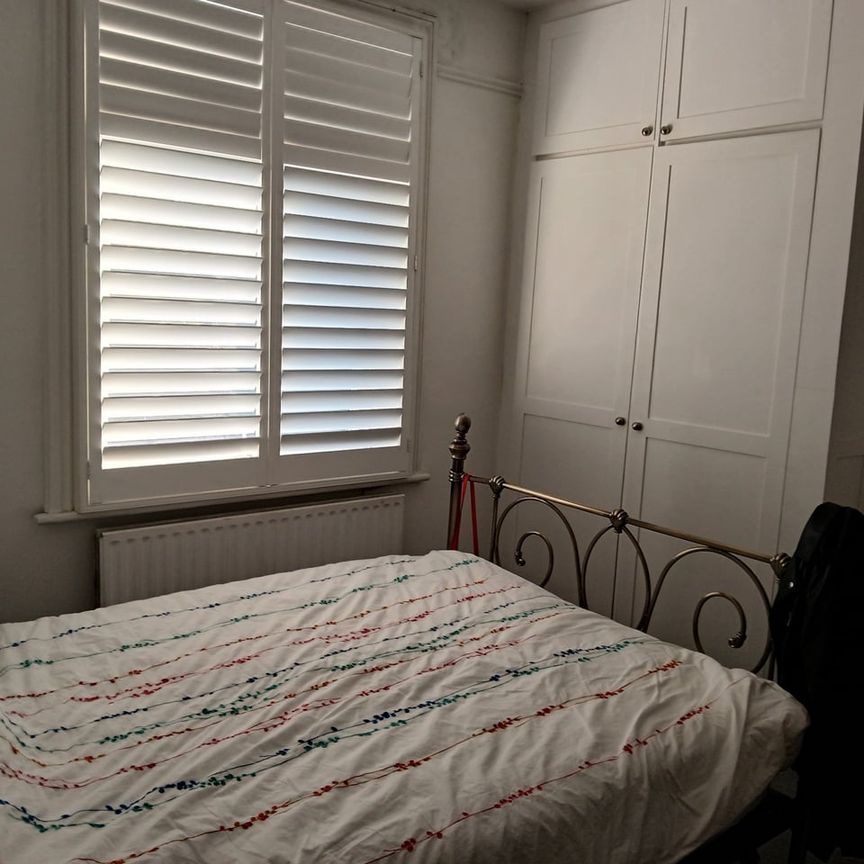 Room in a Shared House, Dalmeny Avenue, SW16 - Photo 2