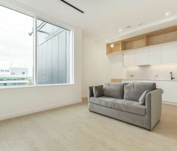 Great West Road, TW8, London - Photo 6