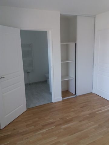 Location Appartement 2 Pièces 42 m² - Photo 4