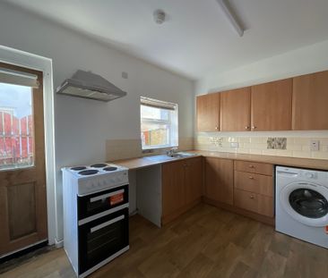 51 Glencairn Street, Belfast, BT13 3LT - Photo 6