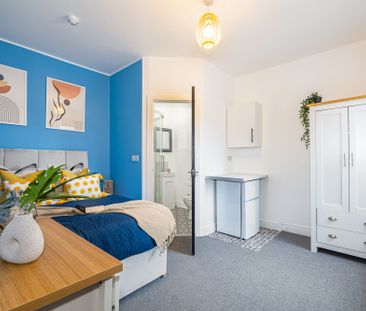 Camp Hill Road, Nuneaton - Photo 1