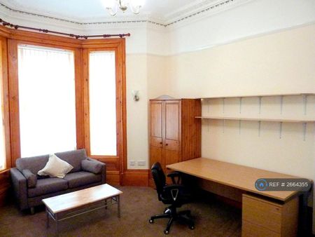 8 bedroom terraced house to rent - Photo 3