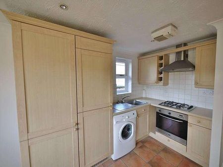 Swallow Court, Gresham Close, Brentwood, Essex, CM14 - Photo 2