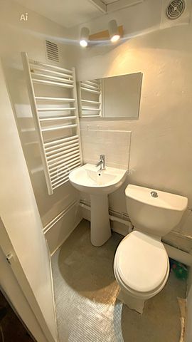 Appartement de 17,65 m² à Paris-15E-Arrondissement - Photo 4