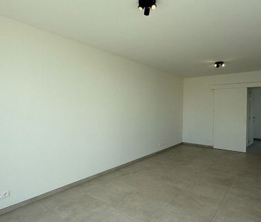 Appartement te huur in Izegem voor € 750 met 1 slaapkamer - Foto 2