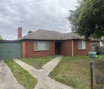 Charming 2-Bedroom Home in Lalor - Photo 1