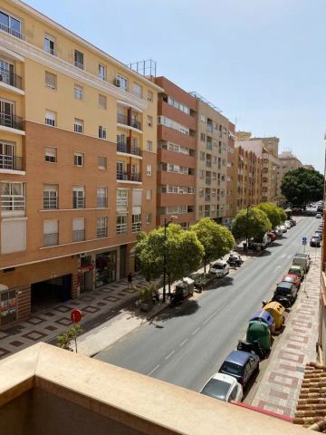 Alquiler de piso en Calle Martínez Maldonado s/n - Photo 3