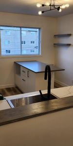 4 1/2 entièrement rénové - Cession bail 15 novembre - Photo 4