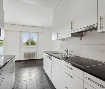 Habitez proche des commodités! - Photo 3
