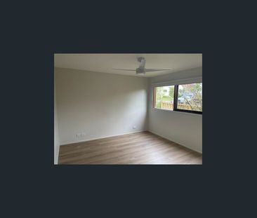 Charming Renovated Cottage in Old Ocean Grove - Photo 3