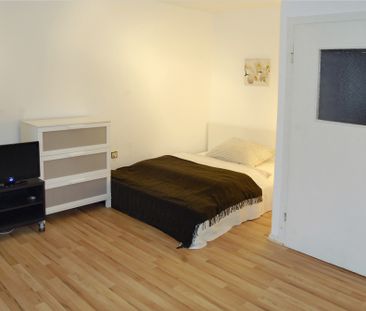 1 Zimmer in Düsseldorf - Photo 1