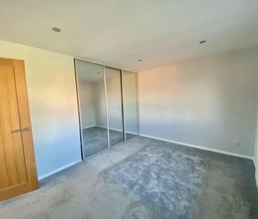 3 bedroom semi-detached house to rent - Photo 6