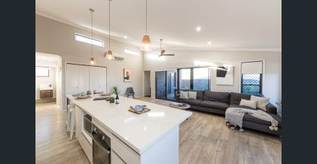 Luxury, Contemporary and Stylish - You Won't Be Disappointed! - Photo 2