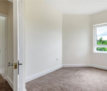 A detached 5 bedroom brick built property situated within the villa... - Photo 5