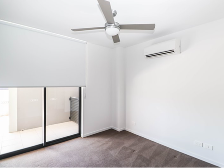 Unit 4, 38 Lawley Street, Kedron, QLD - Photo 4