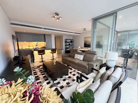 Stylish Furnished Two Bedroom with Generous Study Room - Lumiere Residences - Photo 2