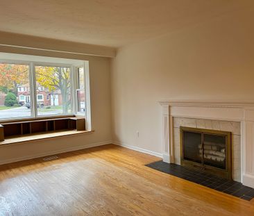 For Lease - 61 Richbourne Court, Toronto, Ontario - Photo 2