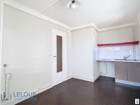Location Appartement 2 pièces 41m² ROUEN 76000 - Photo 3