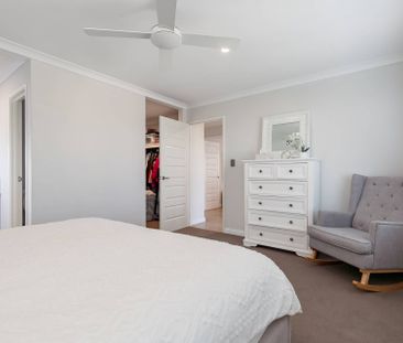 Amberton Estate Coastal Charm - Photo 6