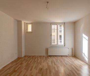 Zentrale 2.5 Zimmer-Wohnung Wohnung Nähe Uni/Bahnhof/Stadtzentrum - Photo 2