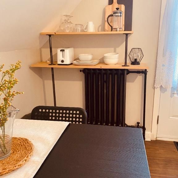 2 1/2 prêt a vivre. Meublé, chauffage +eau chaude + wifi inclus, balcon - Photo 1