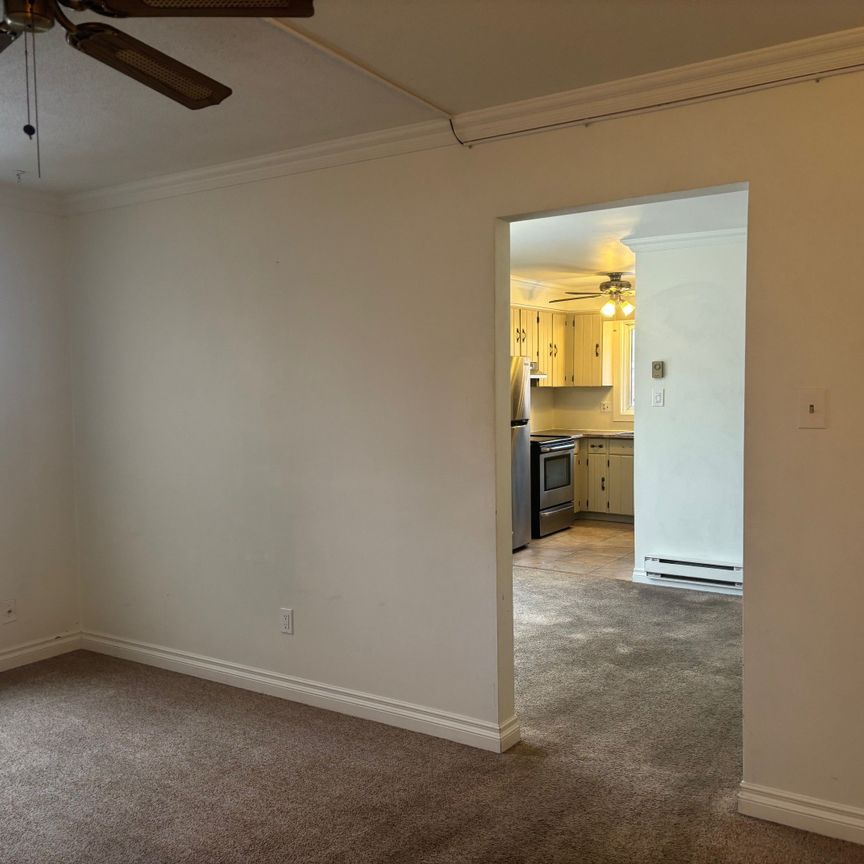 For Lease - 230 Clarke Road Unit# 8, London East, Ontario - Photo 1