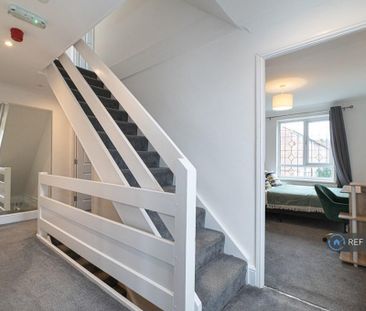 1 bedroom in a house share to rent - Photo 6