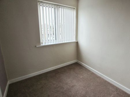 Detached house to rent on - Photo 4