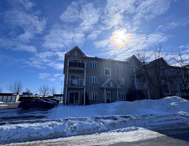 À louer / Appartement - Photo 1