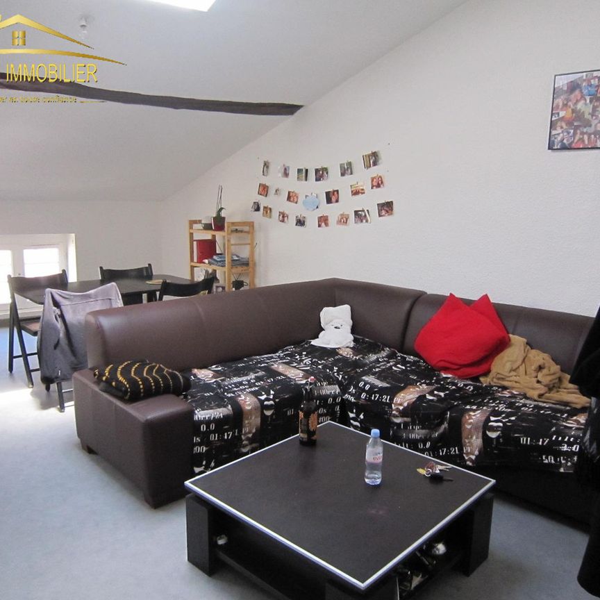 CHARLIEU T2 RUE JEAN MOREL - Photo 1