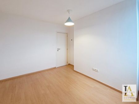 Appartement 1 chambre idéalement situé - Photo 4