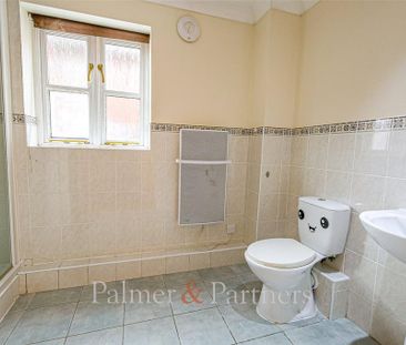 2 bedroom apartment to rent - Photo 4