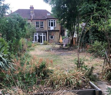 4 bedroom terraced house to rent - Photo 6