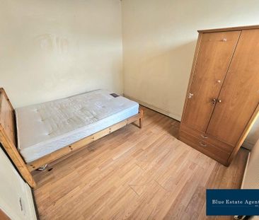 5 bedroom terraced house to rent - Photo 1