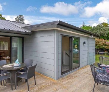 Renovated 4-Bedroom Home - Photo 5