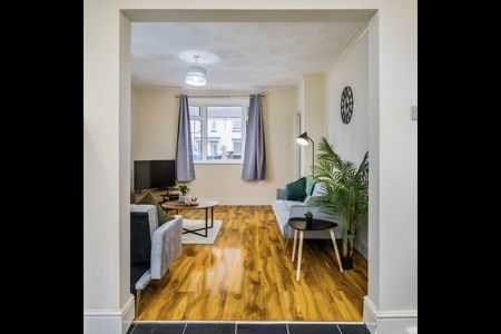 3 Bed Semi-Detached House, Sheffield, S2 - Photo 5