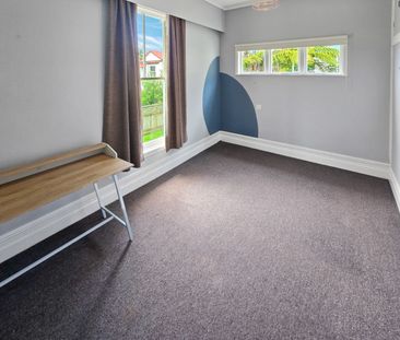 4-Bedroom Home in Johnsonville - Photo 3