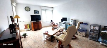 Location appartement 3 pièces - 71m² à Belleville-en-beaujolais (69220) - Photo 3