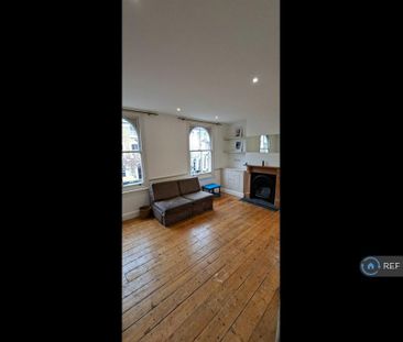 3 bedroom maisonette to rent - Photo 2