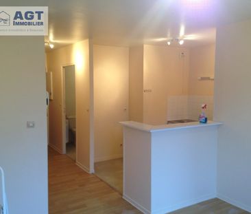 Location Appartement 1 pièce 34m² BEAUVAIS 60000 - Photo 2