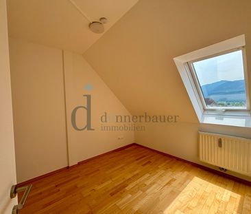 Charmante 3-Zimmer-Wohnung mit herrlichem Ausblick und Autoabstellp... - Foto 4