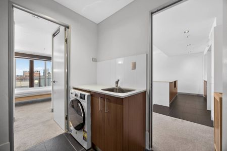 FULLY FURNISHED MODERN APARTEMENT - Photo 4