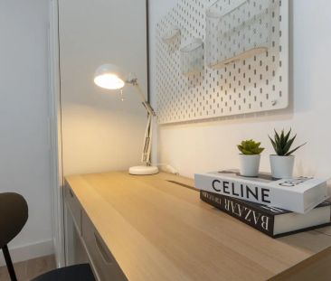Room in a shared 4-bedroom apartment for rent in Ríos Rosas, professionals only, women only - Foto 2