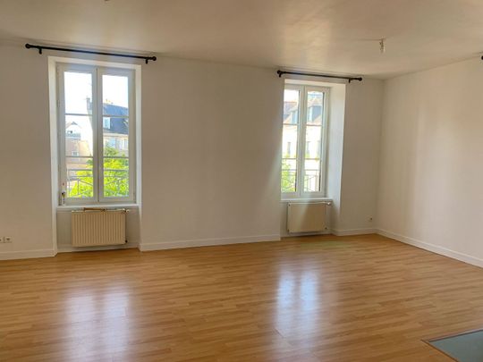 Location Appartement 2 pièces 56m² - Photo 1